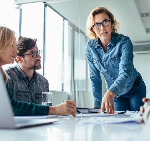 Diferencias-entre-un-jefe-de-programas-y-un-jefe-de-proyectos